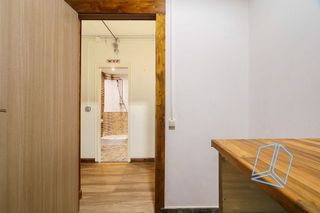 Local comercial en venta en El Baix Guinardó en Barcelona