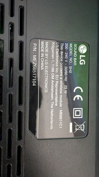 Barra de Sonido LG SH2 con Subwoofer y Bluetooth