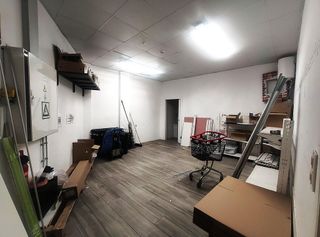 Local comercial en alquiler en Gamonal en Burgos