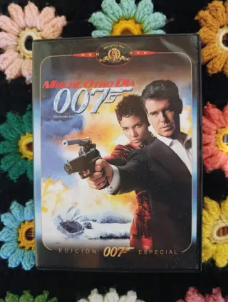 MUERE OTRO DÍA - JAMES BOND (DVD)