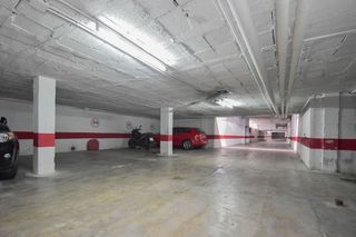 Garaje en venta en Polígono Cartuja – La Paz en Granada