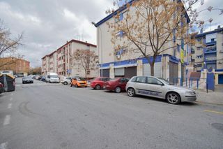 Garaje en venta en Polígono Cartuja – La Paz en Granada