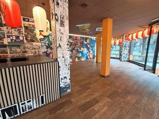 Local comercial en alquiler en Santa Marina - La Paz en Badajoz