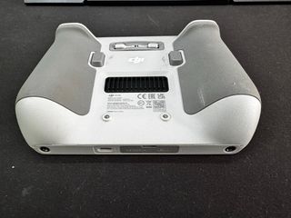 Rafiocomando DJI RC (non funzionante)