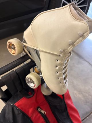 Patines Edea color crema talla 260