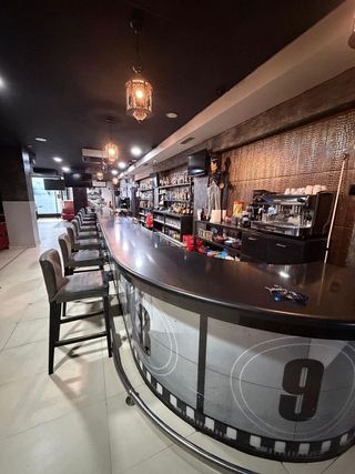 Local comercial en venta en Baeza