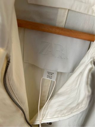 Gabardina Zara Talla M