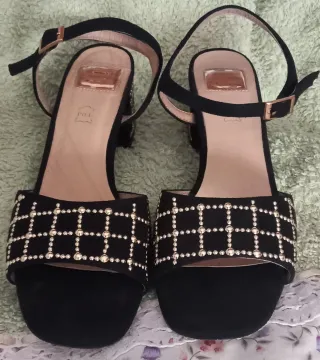 Sandalias negras fiesta tachuelas