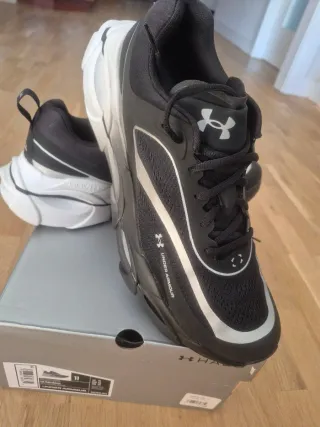 Zapatillas Under Armour Halo Racer. Talla 45