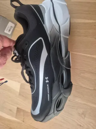 Zapatillas Under Armour Halo Racer. Talla 45