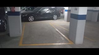 Garaje en alquiler en Hospital - Parque sur en Albacete