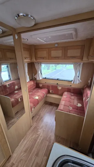 Caravana Elddis Avante 6-7 plazas