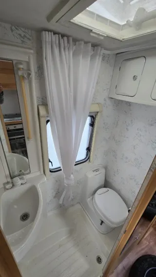 Caravana Elddis Avante 6-7 plazas