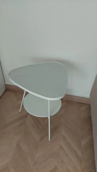 Mesita auxiliar Ikea blanca
