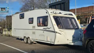 Caravana Abbey Freestyle muy amplia