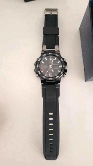 Orologio nuovo