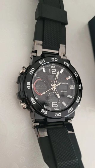 Orologio nuovo