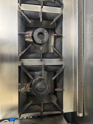 Cocina industrial 3 fuegos con horno