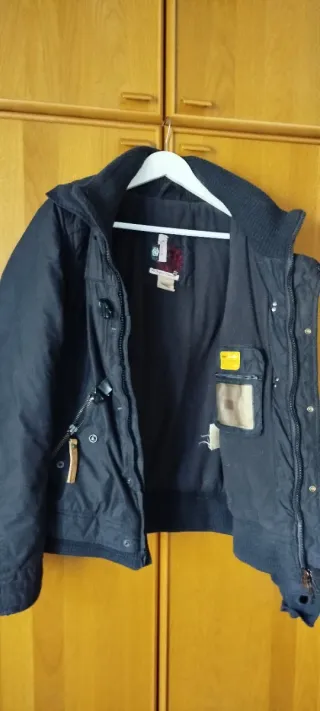 Cazadora Khujo Negra Talla M