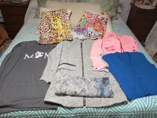 Lote Ropa Mujer Gris y Rosa