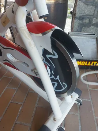 Bicicleta Estática Spinning Blanca