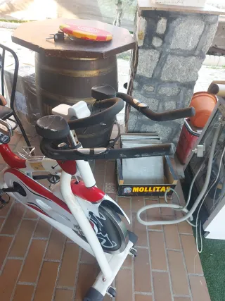 Bicicleta Estática Spinning Blanca