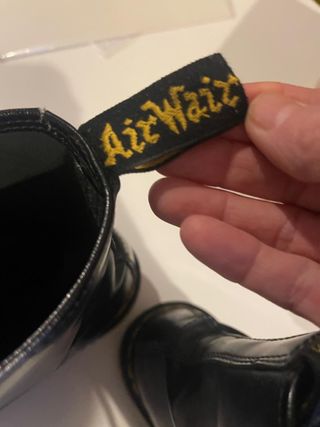 Anfibi Dr. Martens neri