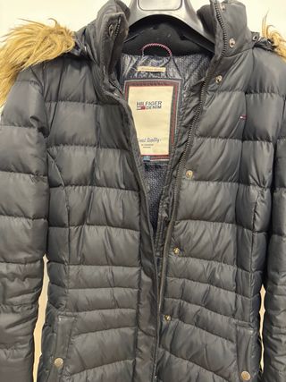 Abrigo plumífero Tommy Hilfiger negro T.S.