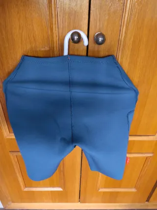 Pantalón corto neopreno mujer