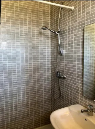 Habitacion en piso compartido