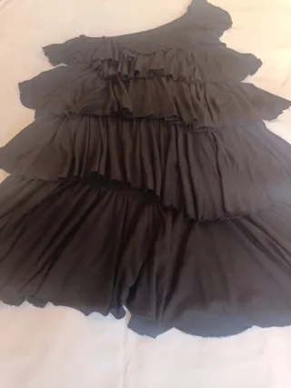 Vestido negro un hombro viscosa