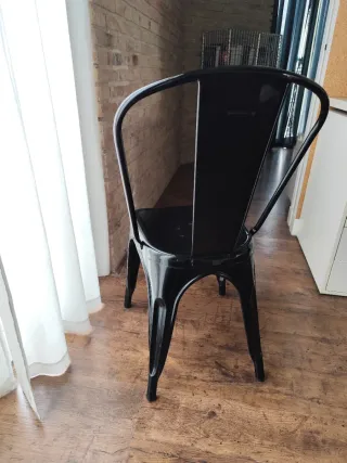 Silla Metálica Negra Estilo Tolix