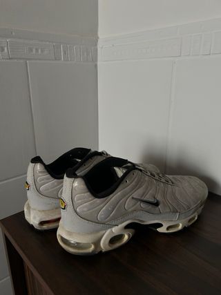 Nike TN Air grises/plateadas T45