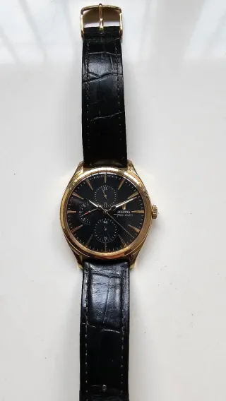 Reloj Festina Multifunción Thin-Multi Dorado