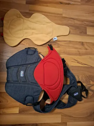 Mochila Portabebé Chicco Roja y Vaquera