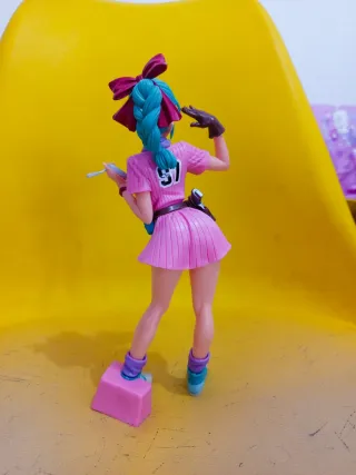 Figura Bulma Dragon Ball Z.