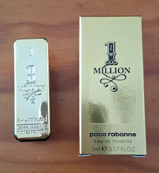 Bolsita de regalo con Perfumes Avon y Paco Rabanne