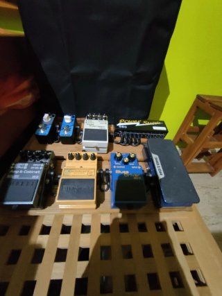 Pedalera Profesional PEDALES BOSS Y VALENTO. NUEVA
