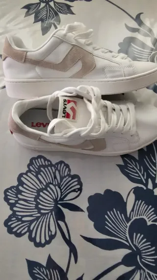 Zapatillas Levi's Blancas Talla 37
