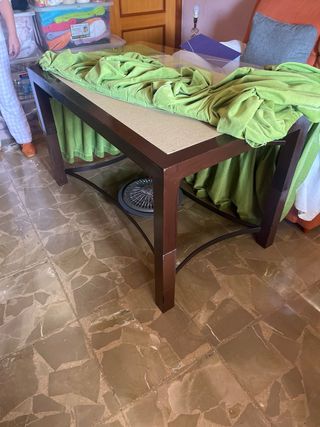 Mesa camilla cristal y tela verde