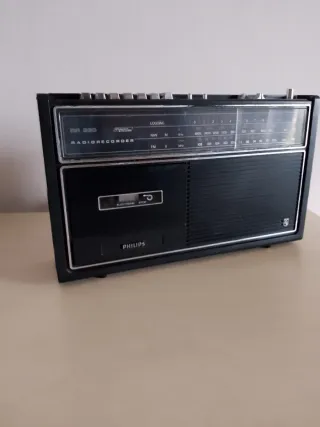 Radio Philips RR330 Nera