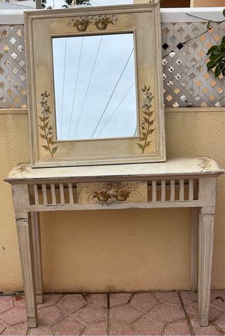 Mueble de entrada decorado