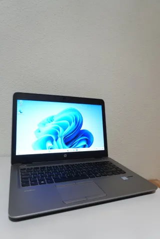 Ordenador Portátil HP I7-7600U 16Gb 256Gb SSD