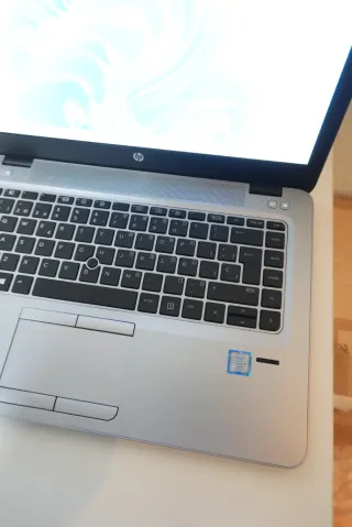 Ordenador Portátil HP I7-7600U 16Gb 256Gb SSD