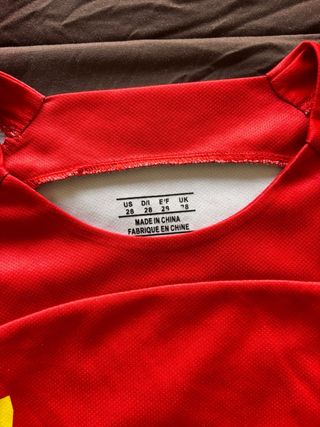 Camicie da calcio per bambini con il numero 7 e il nome di Ronaldo, nazionale del Portogallo e FC Barcellona.