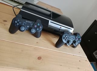 Consola PlayStation 3 Negra + 2 Mandos