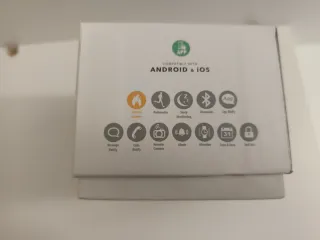 Smartwatch con monitor de pasos