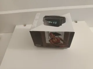 Smartwatch con monitor de pasos