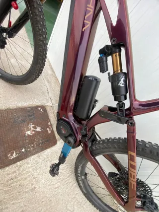 Bicicleta Eléctrica Cube con Stender!