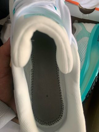 Nike Vomero 18 Talla 42